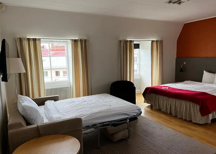 Hotel Bishops Arms Straengnaes