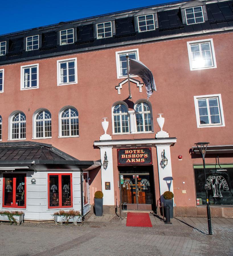 Bishops Arms 3*